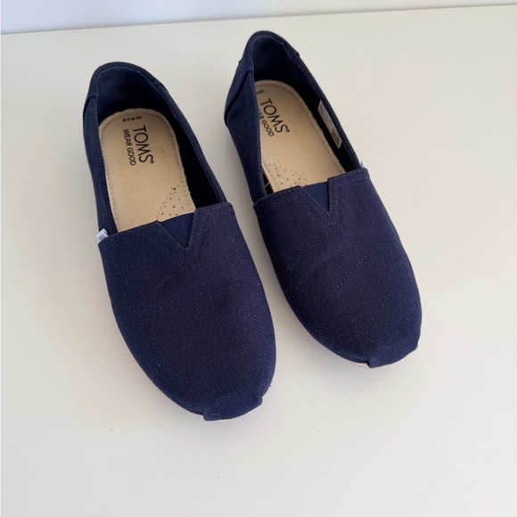Toms Dark Blue Canvas Loafers Wear Good Slip On Shoes Women’s Size 6.5 - Picture 3 of 11